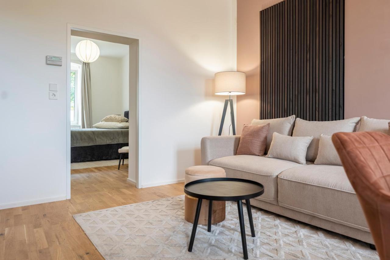 City Lounge Appartement Am Hauptbahnhof Санкт Пьолтен Екстериор снимка